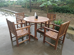 Outdoor 4 Seater Round Garden Table with  Chairs